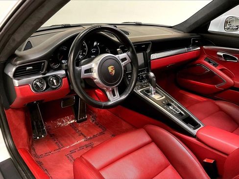 Used 2016 Porsche 911 Turbo image 7