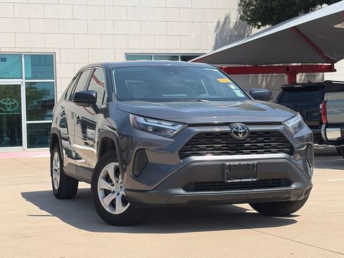 Used 2024 Toyota RAV4 LE AWD/4WD image 2