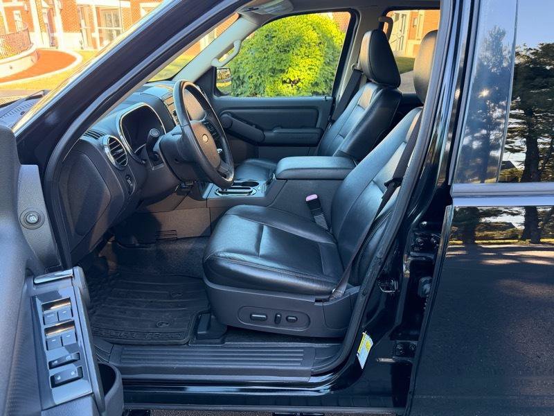 Used 2010 Ford Explorer Sport Trac Limited RWD image 10