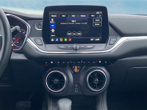 Used 2023 Chevrolet Blazer LT image 10