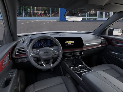 New 2026 Chevrolet Traverse Z71 w/ Driver Confidence Package AWD/4WD image 15