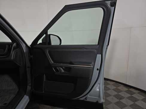 Used 2024 Rivian R1S Adventure image 18