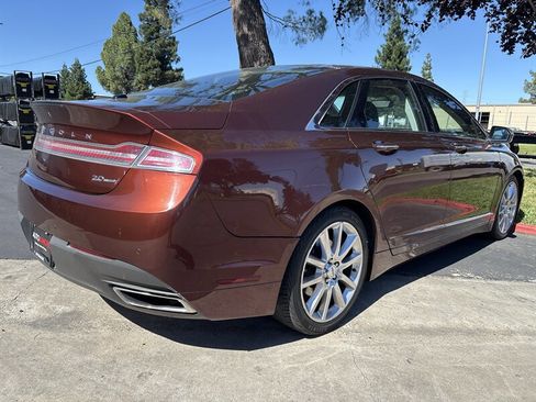 Used 2015 Lincoln MKZ FWD image 13