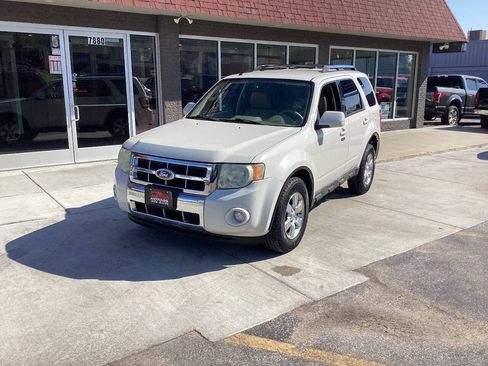 Used 2010 Ford Escape Limited AWD/4WD image 2