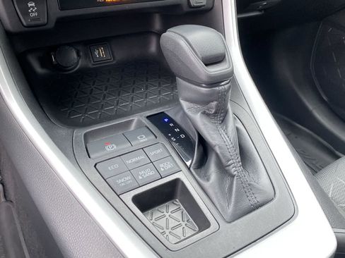 Used 2023 Toyota RAV4 XLE w/ Convenience Package image 31