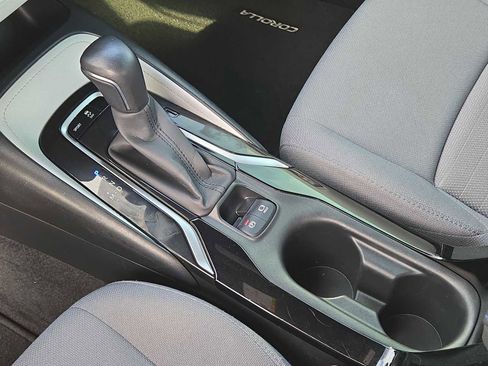 Used 2020 Toyota Corolla SE image 26