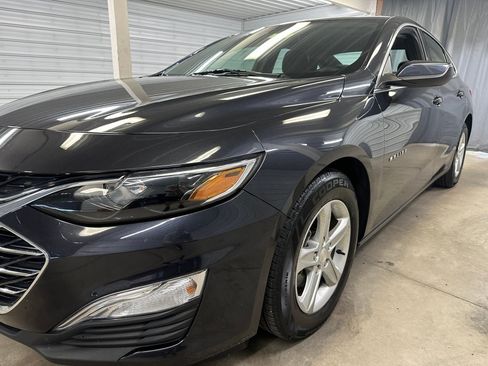 Used 2022 Chevrolet Malibu LS FWD image 30