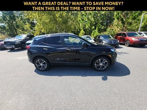 Used 2022 Buick Encore GX Select w/ Advanced Technology Package FWD image 12