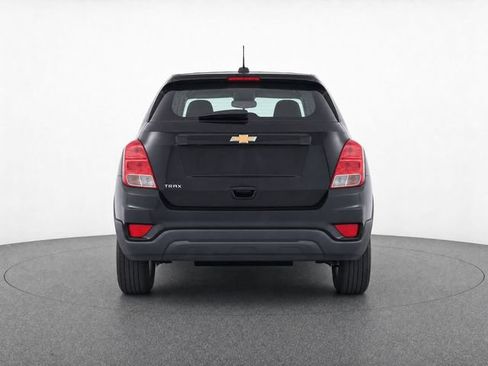 Used 2019 Chevrolet Trax LS FWD image 5