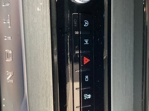 New 2025 Ford Expedition Platinum image 69