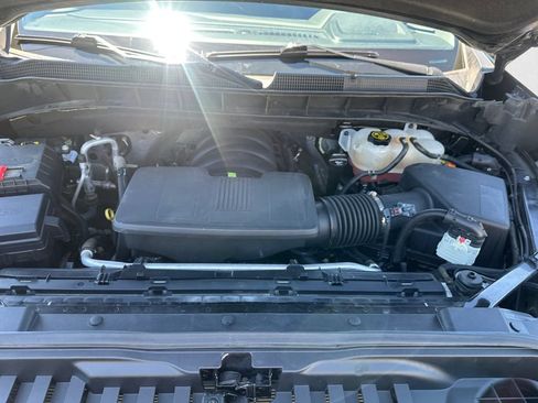 Used 2023 Chevrolet Silverado 1500 RST AWD/4WD image 13