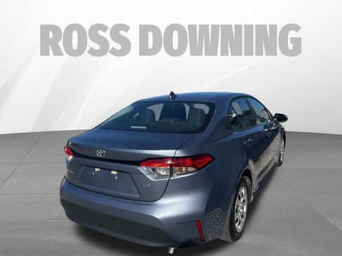 Used 2025 Toyota Corolla LE image 4