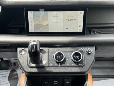 Used 2023 Land Rover Defender 110 X-Dynamic SE AWD/4WD image 26