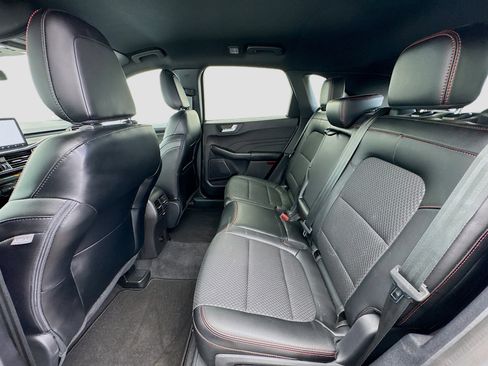 Used 2024 Ford Escape ST-Line w/ Equipment Group 301A image 15