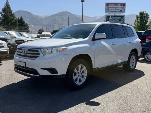 Used 2012 Toyota Highlander FWD image 9