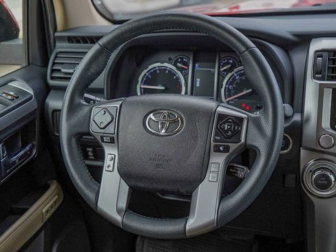 Used 2021 Toyota 4Runner Limited image 29