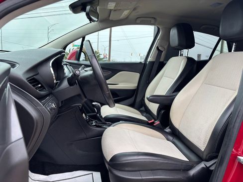 Used 2018 Buick Encore Preferred image 12