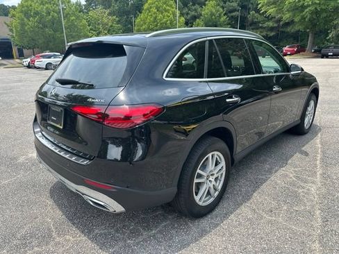 Used 2023 Mercedes-Benz GLC 300 4MATIC image 5