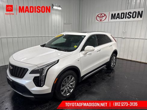 Used 2020 Cadillac XT4 Premium Luxury AWD/4WD image 1
