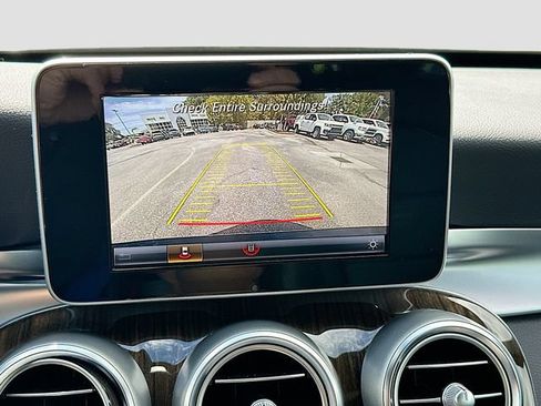 Used 2018 Mercedes-Benz C 300 4MATIC Sedan image 14
