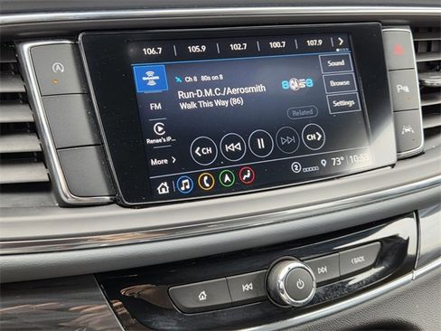 Certified 2024 Buick Enclave Premium image 31