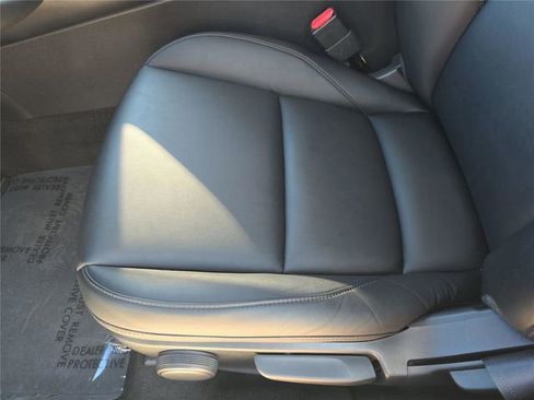 Used 2025 MAZDA MAZDA3 s FWD image 14