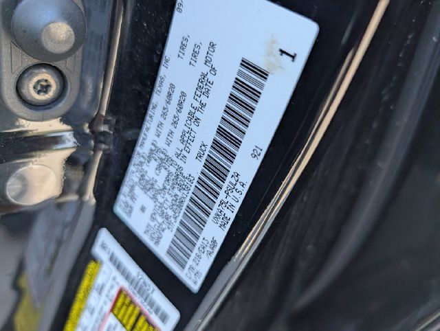 Used 2024 Toyota Tundra Limited AWD/4WD image 38
