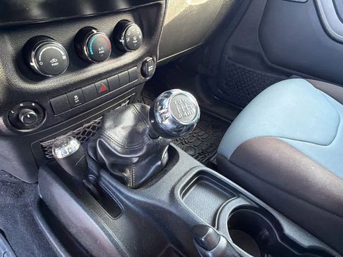 Used 2017 Jeep Wrangler Sport w/ Quick Order Package 23S image 13