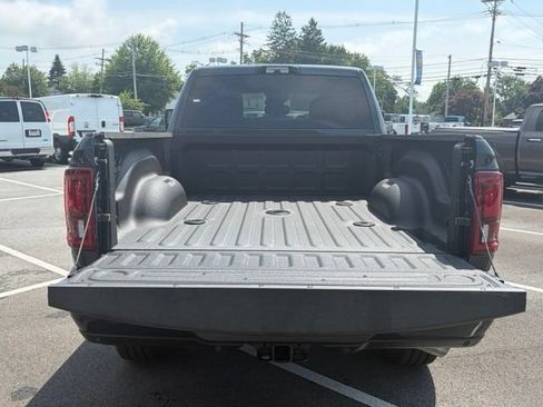 New 2026 RAM 2500 Big Horn AWD/4WD image 6
