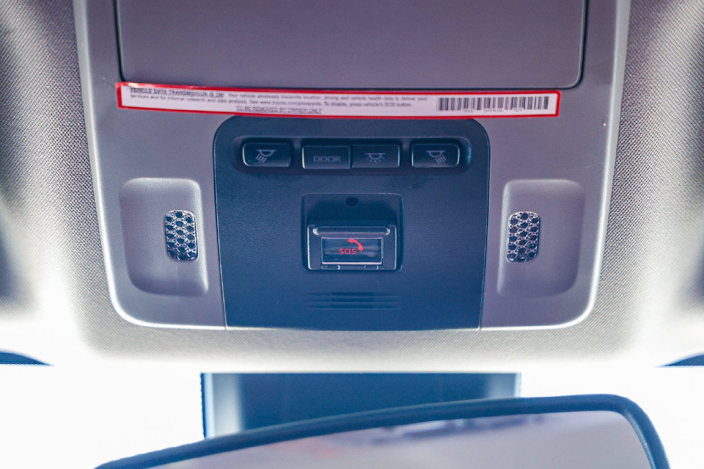 Used 2022 Toyota Camry XSE FWD image 25