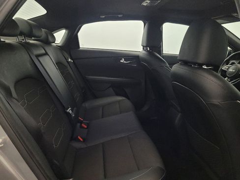 Used 2023 Kia Forte GT-Line w/ GT-Line Premium Package FWD image 19