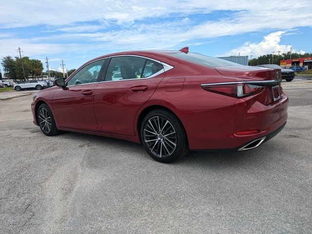 Used 2025 Lexus ES 350 w/ Premium Package FWD image 6