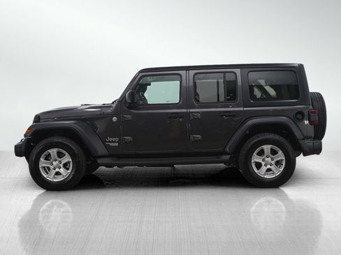 Used 2018 Jeep Wrangler Unlimited Sport S image 2