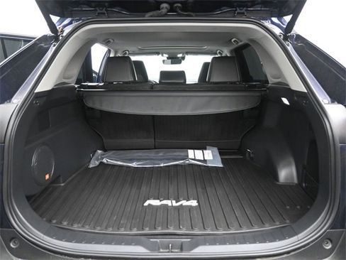 Used 2024 Toyota RAV4 Limited image 10