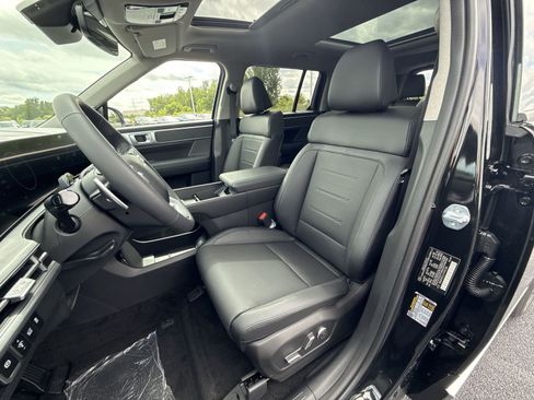 Used 2026 Hyundai Santa Fe Limited AWD/4WD image 12