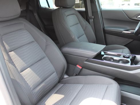 New 2027 Chevrolet Equinox LT FWD image 15