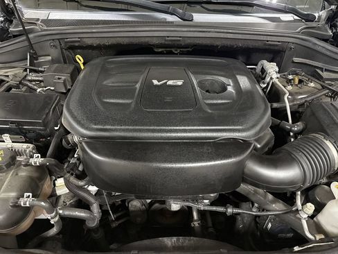 Used 2018 Jeep Grand Cherokee Summit AWD/4WD image 26
