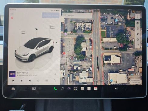 Used 2023 Tesla Model Y Performance AWD/4WD image 42
