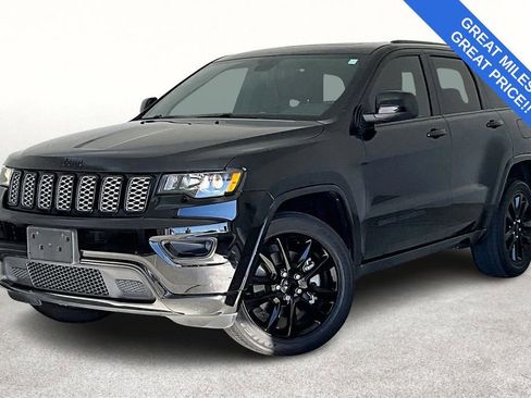 Used 2021 Jeep Grand Cherokee Laredo X image 15