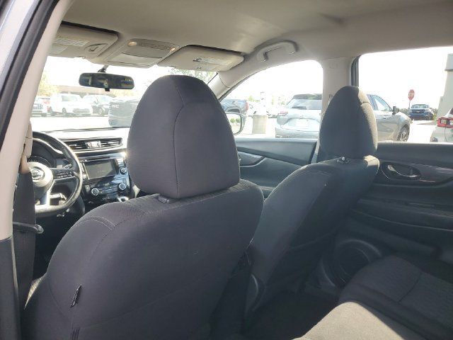 Used 2020 Nissan Rogue S FWD image 9