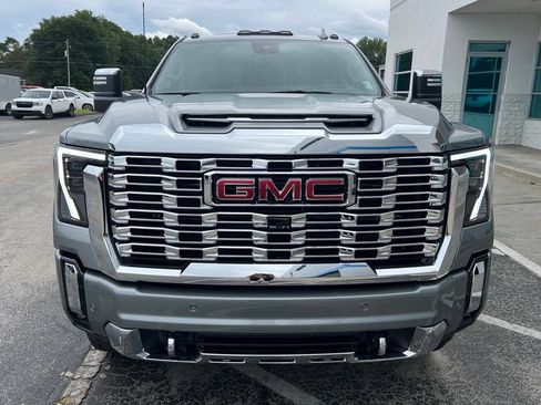 New 2026 GMC Sierra 2500 Denali w/ Denali Reserve Package AWD/4WD image 6