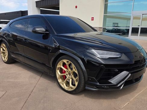 Used 2023 Lamborghini Urus Performante AWD/4WD image 16