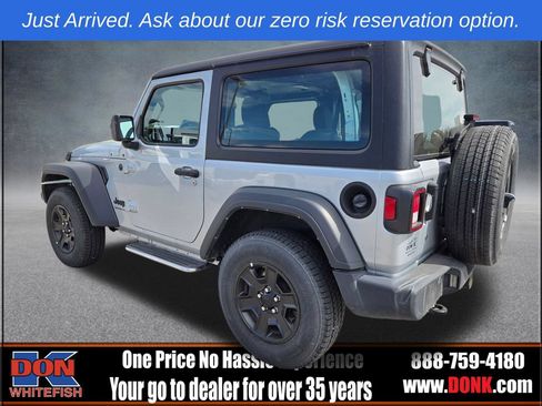 Used 2022 Jeep Wrangler Sport AWD/4WD image 4