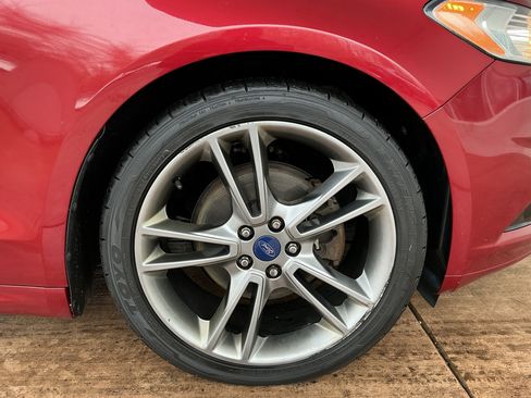 Used 2015 Ford Fusion Titanium image 28