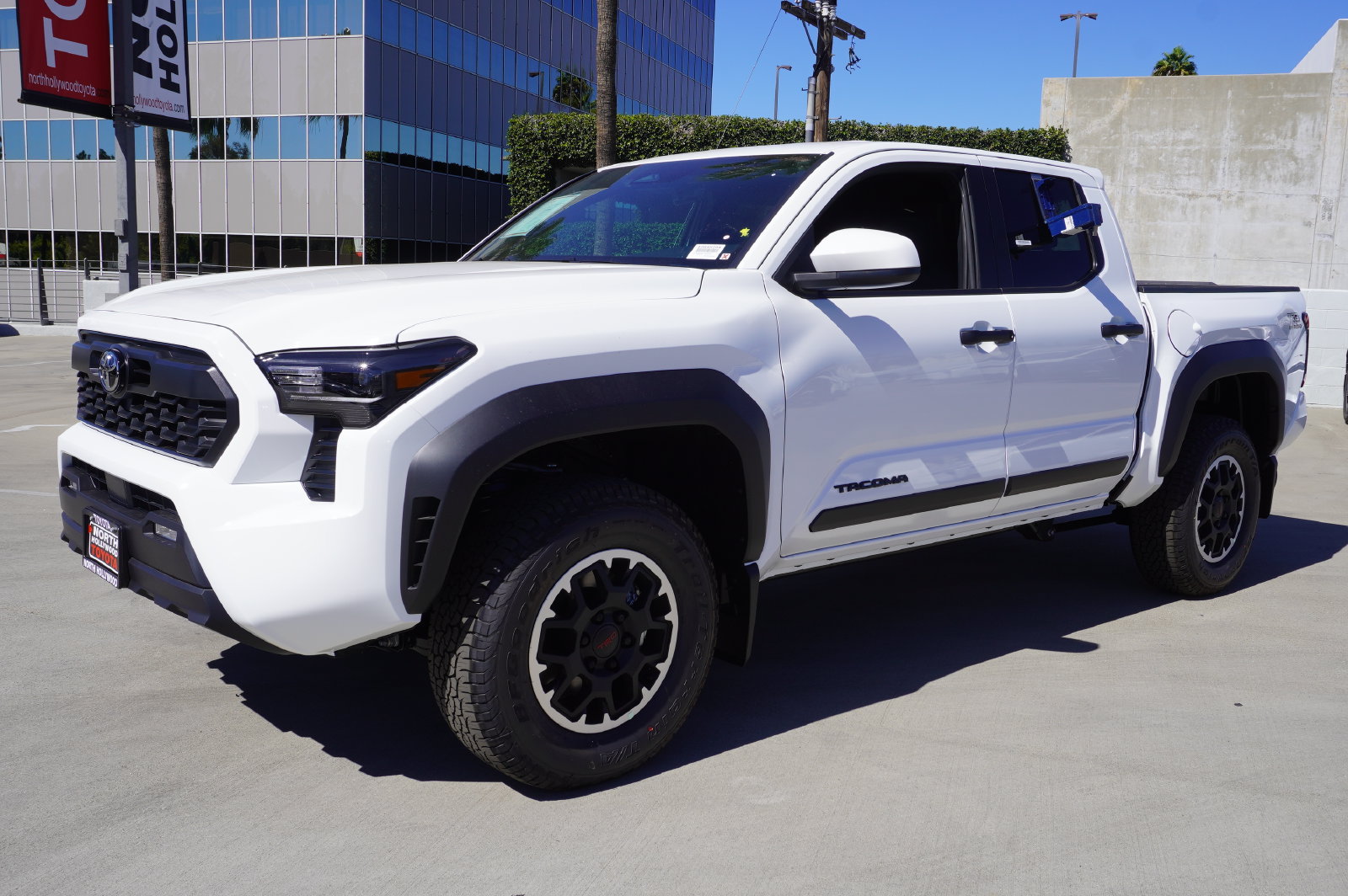 Certified 2026 Toyota Tacoma TRD Off-Road AWD/4WD image 4