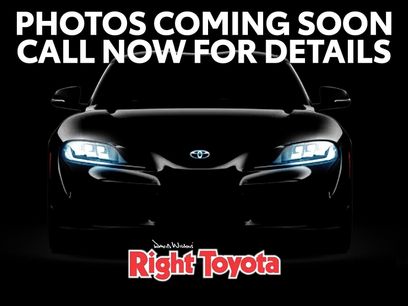 Used 2011 Toyota Camry XLE w/ XLE Extra-Value Pkg #2