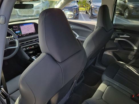 Certified 2025 Audi Q5 2.0T Premium Plus w/ Premium Plus image 26