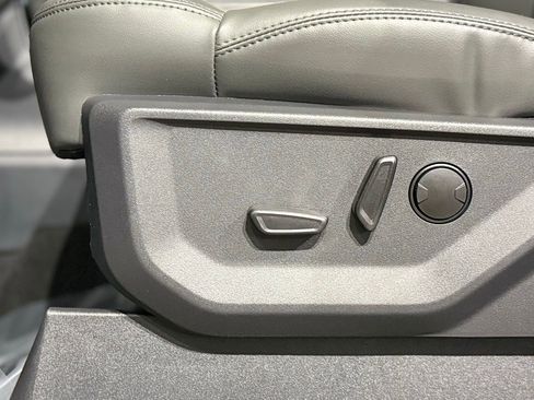 New 2026 Ford Expedition Active AWD/4WD image 48