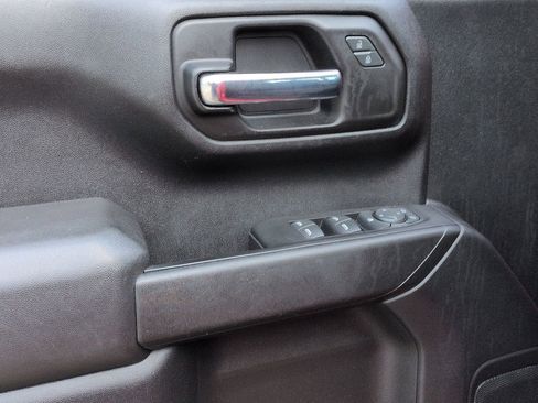 Used 2022 Chevrolet Silverado 1500 Custom RWD image 9
