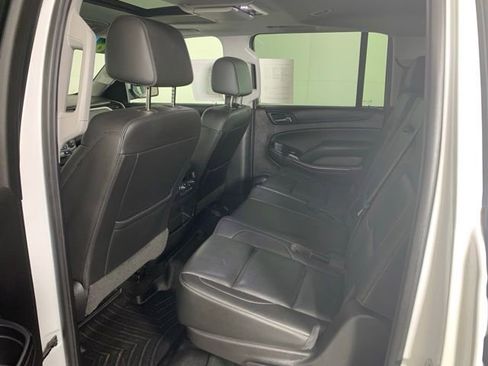 Used 2018 GMC Yukon XL SLT w/ Open Road Package AWD/4WD image 27